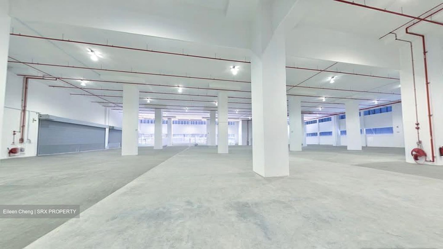 Toh Guan Road East (D22), Warehouse #573660841